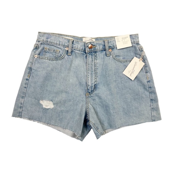 Nwt Universal Thread Boyfriend Fit Jean Shorts Size 6 Raw Hem Distressed Light - Picture 3 of 7